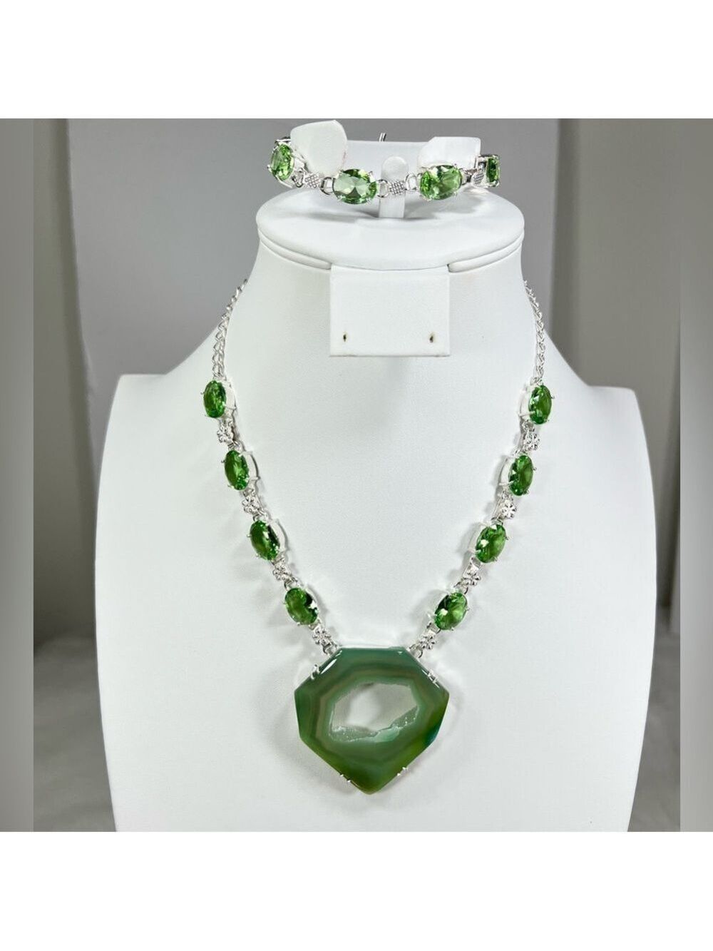 Green Solar Quartz Large Gemstone Necklace & Bracelet ONLY - Picture 3 of 9